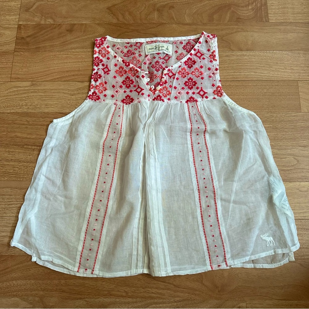 Abercrombie White Embroidered Cotton Tank